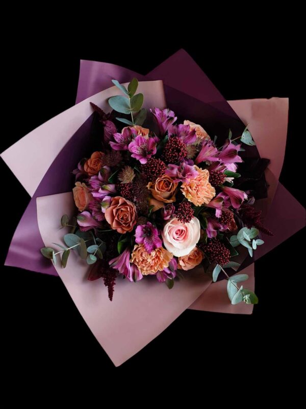 Buchet in nuante de violet