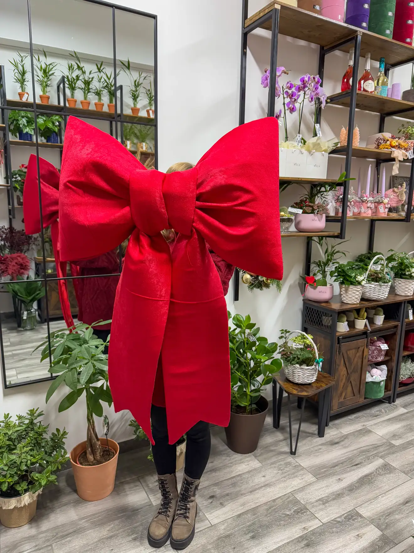 Fundă gigantică decorativă din catifea roșie
