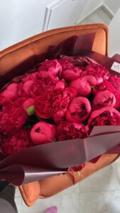 Buchet 25 trandafiri și vanda