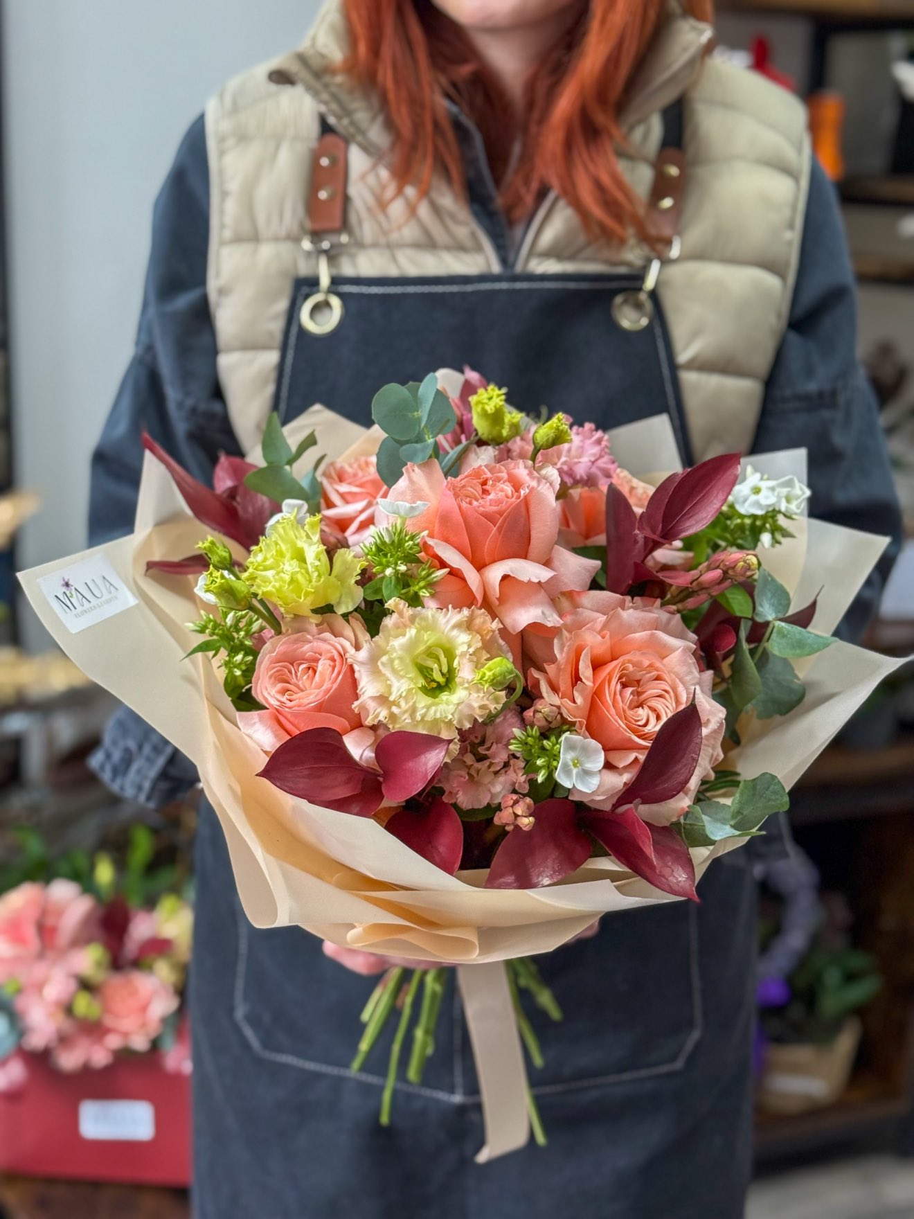 Trandafiri și eustoma