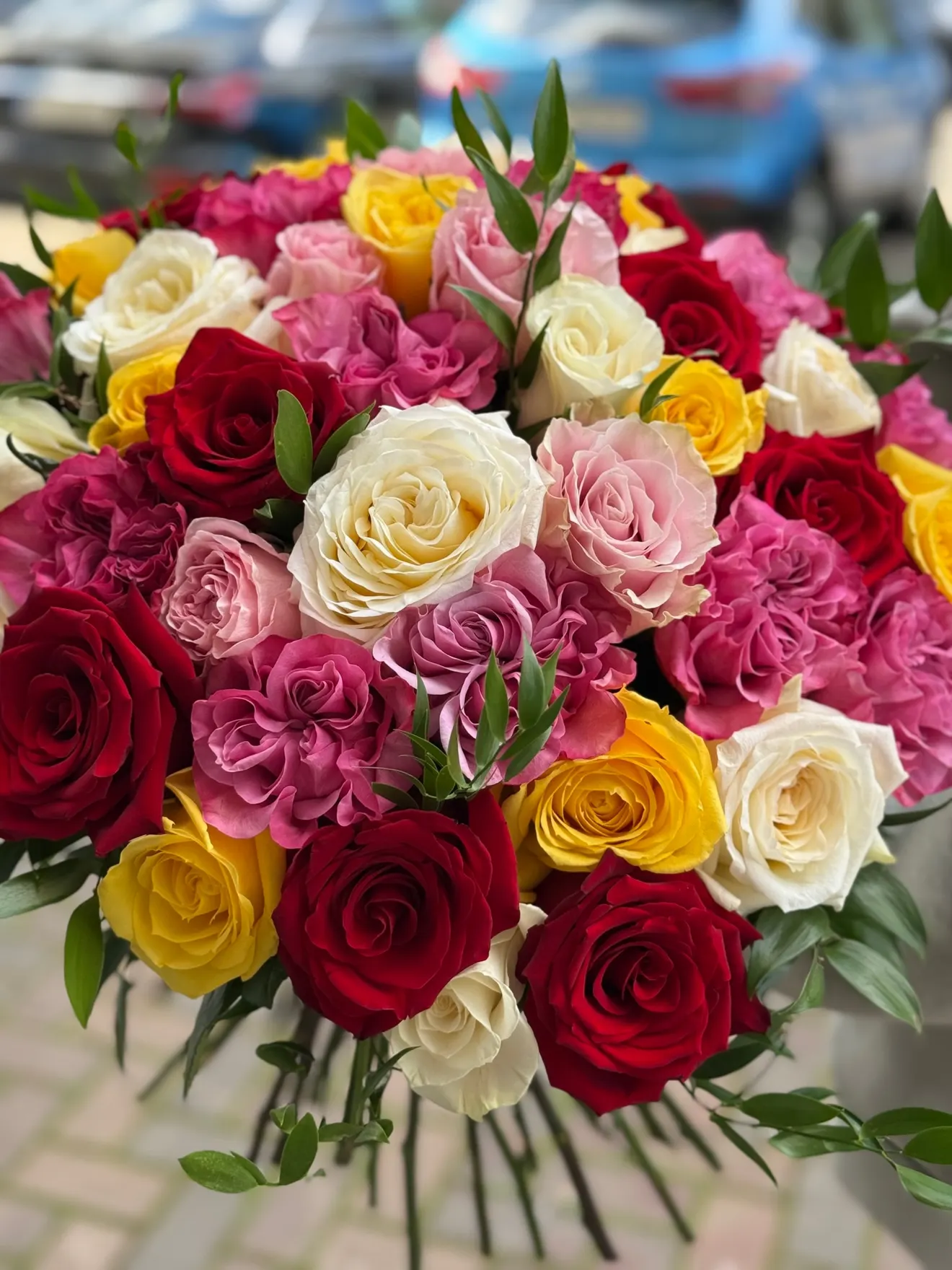 Buchet „Carnaval de petale”