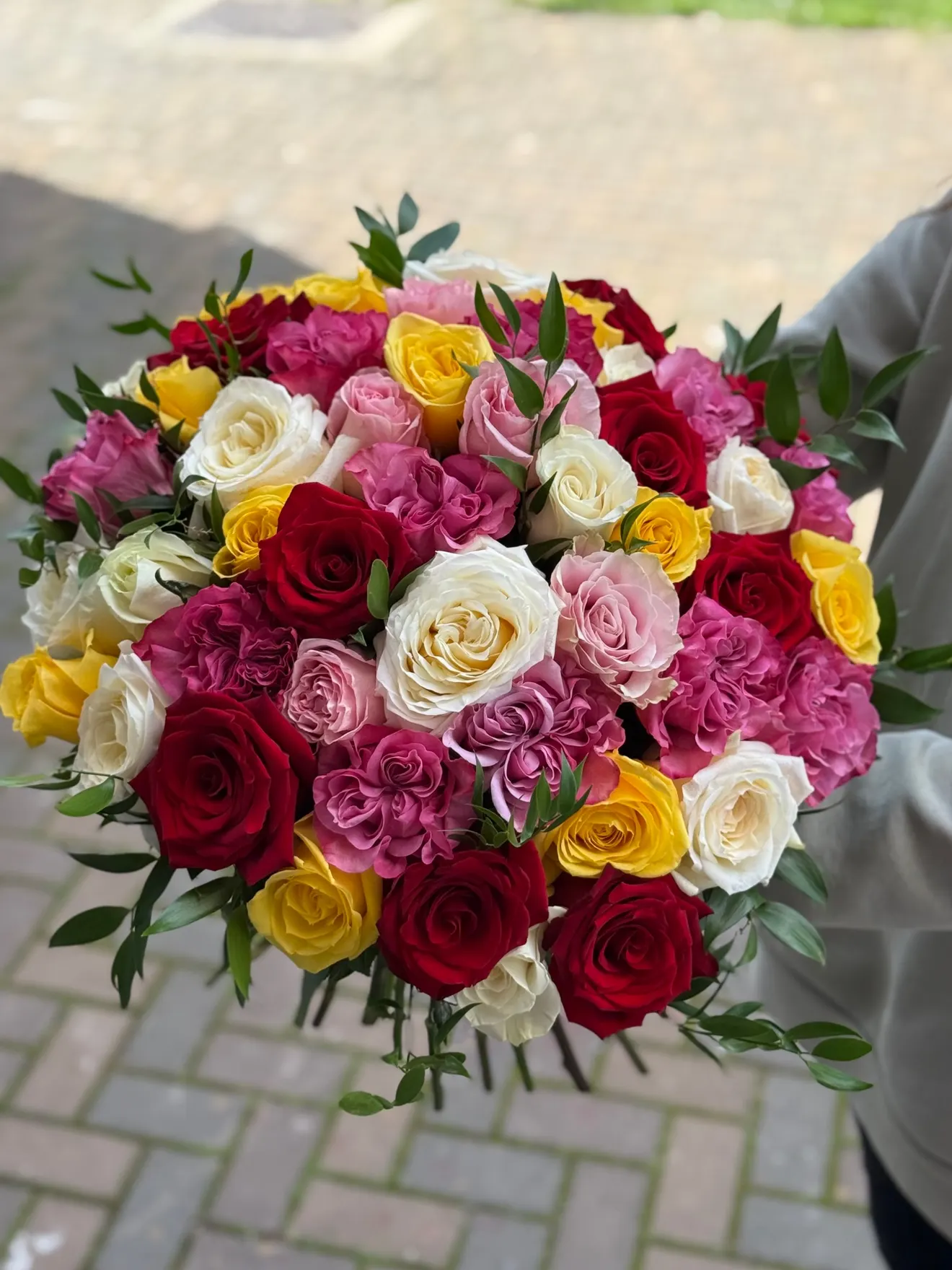 Buchet „Carnaval de petale”